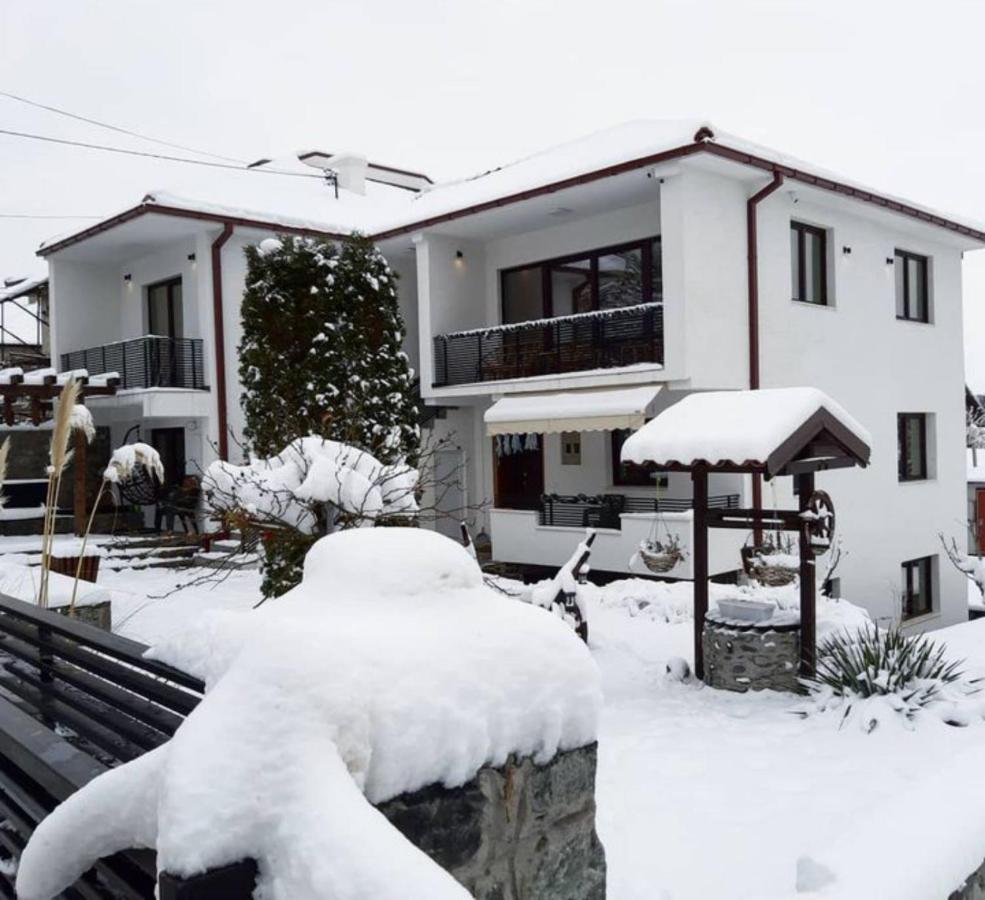 Belov Rooms And Apartments 데미르 카피자 외부 사진