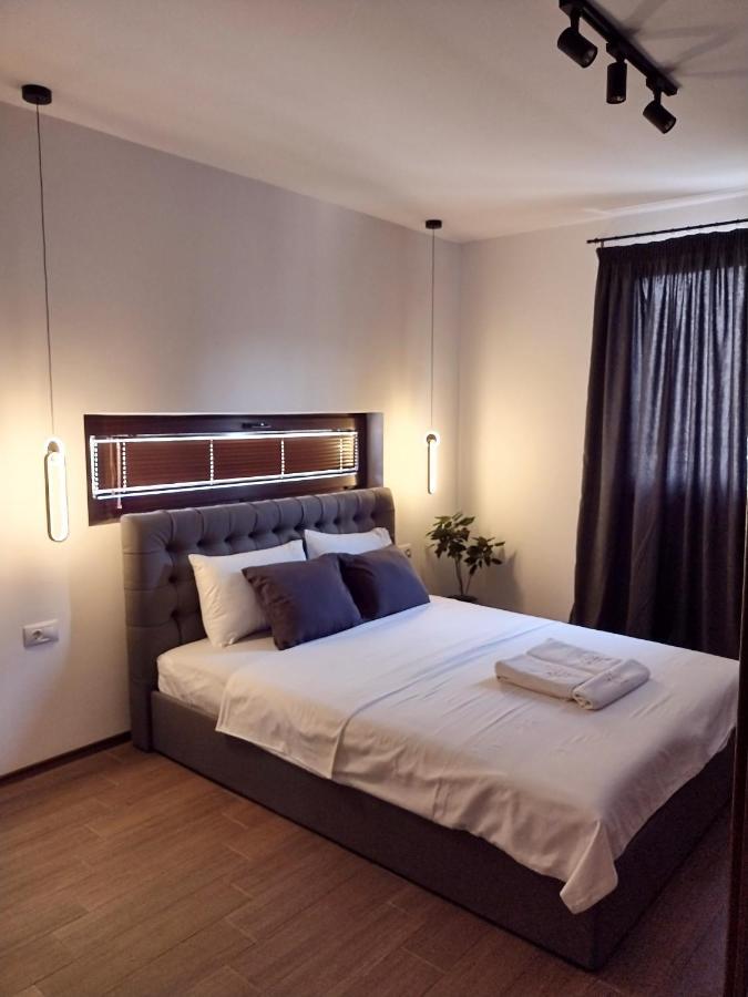 Belov Rooms And Apartments 데미르 카피자 외부 사진